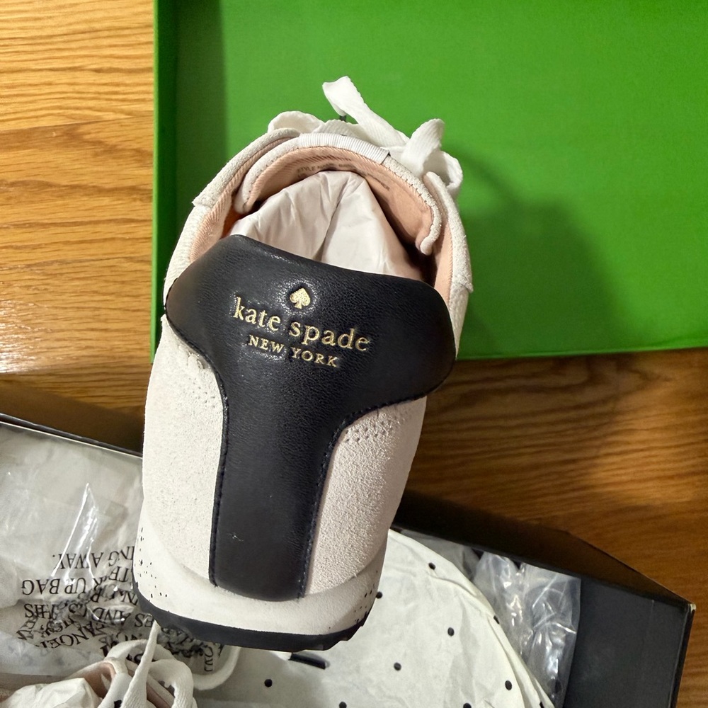 Kate Spade Brigitte Runner Black and White Sneakers - New in Box - Picture 7 of 9